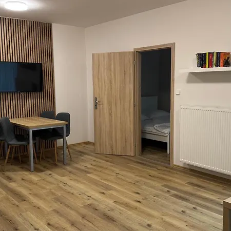 Apartment Urban Oasis Оломоуц Экстерьер фото