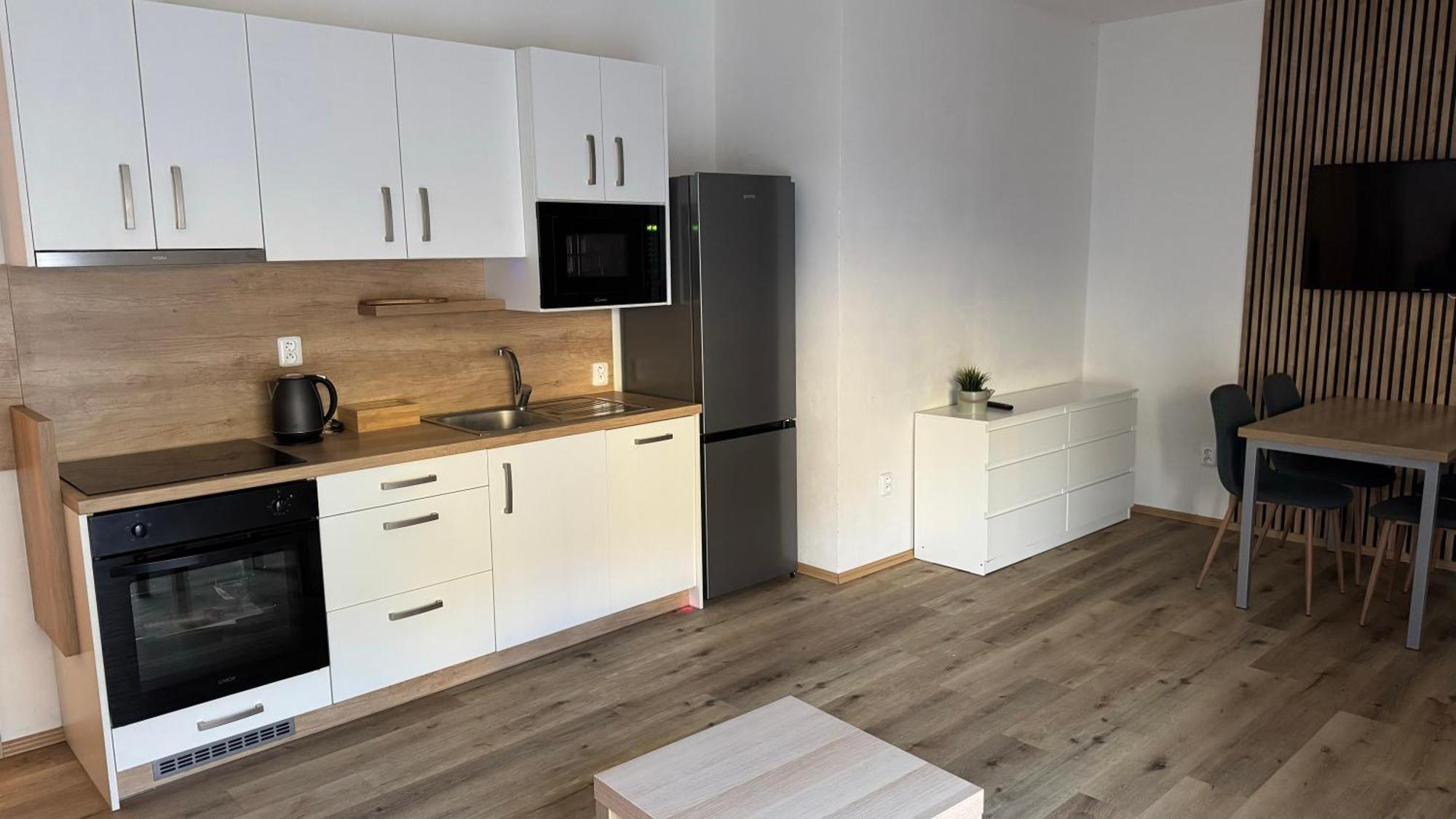 Urban Oasis Apartment *